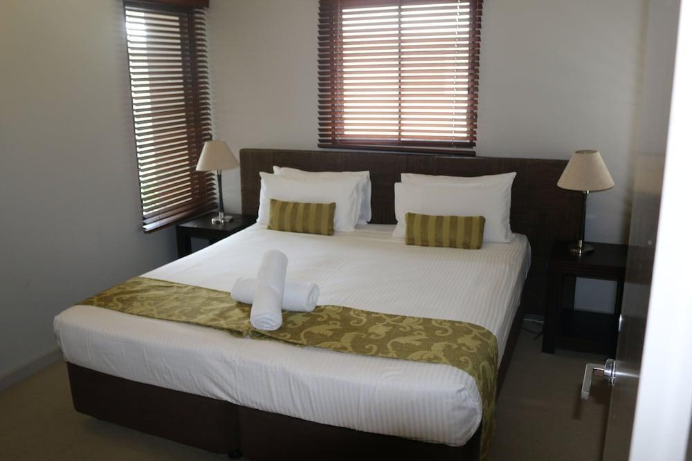 Blue Lagoon Resort Trinity Beach Exterior photo