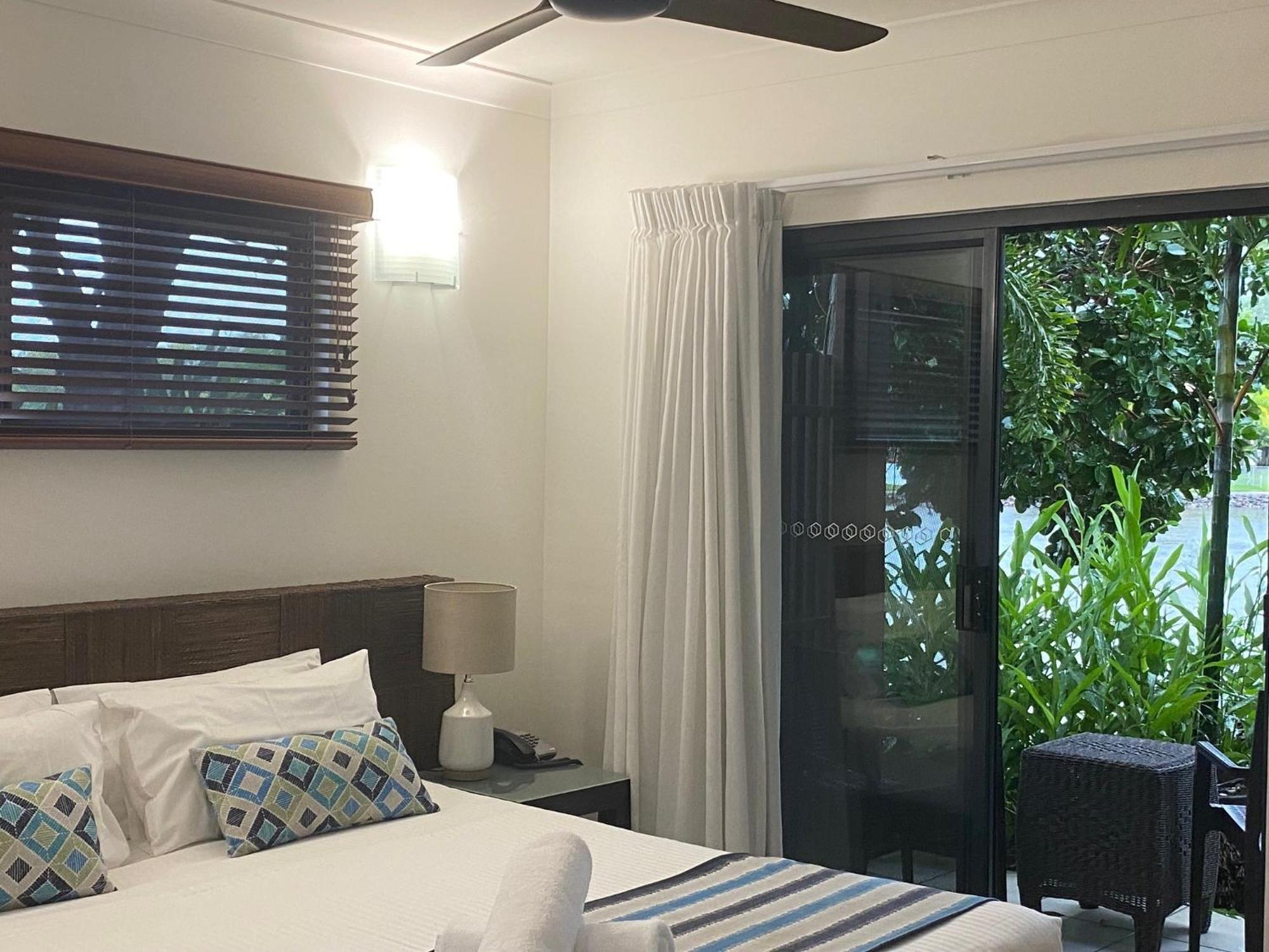 Blue Lagoon Resort Trinity Beach Exterior photo