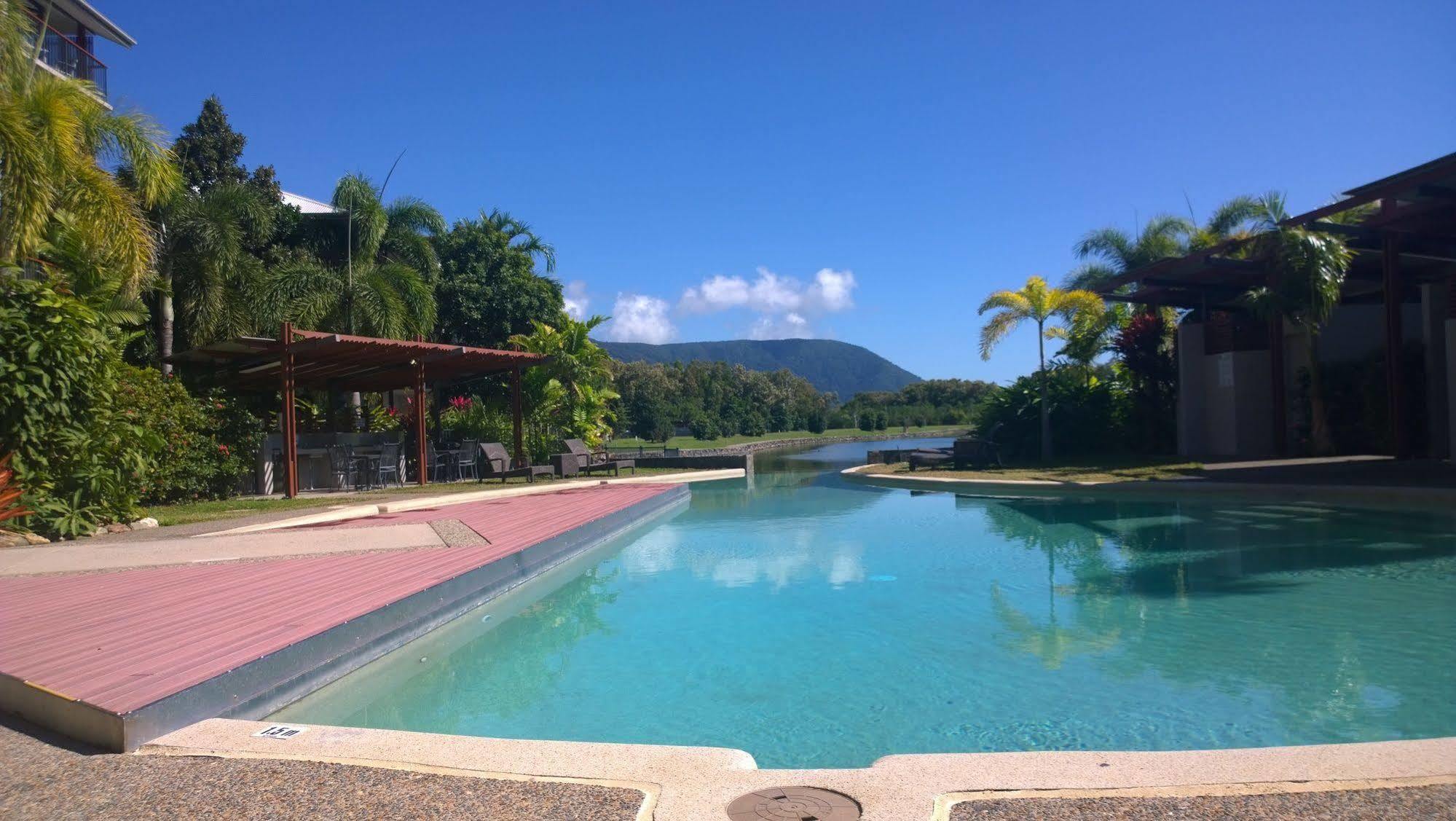 Blue Lagoon Resort Trinity Beach Exterior photo