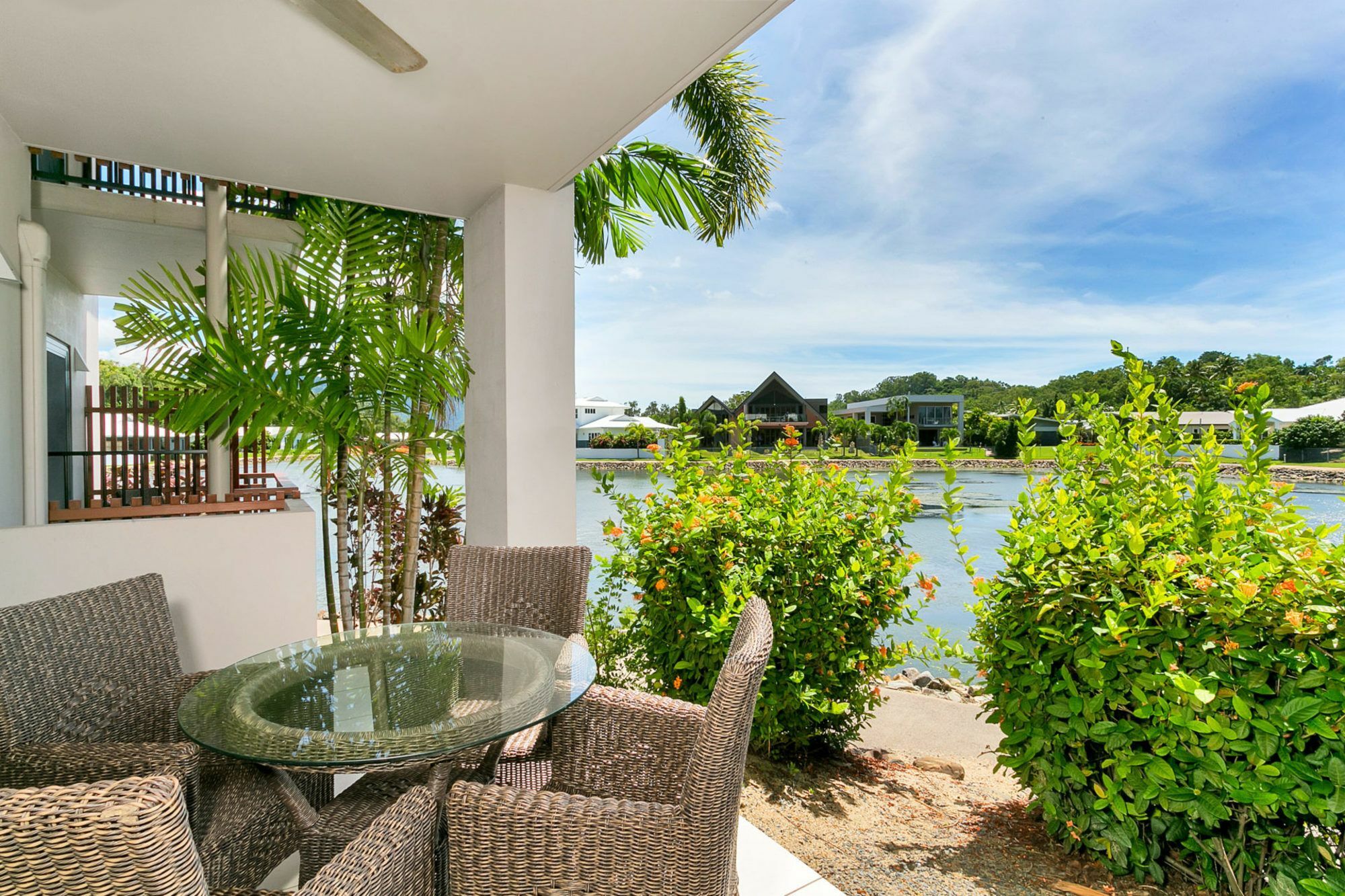 Blue Lagoon Resort Trinity Beach Exterior photo